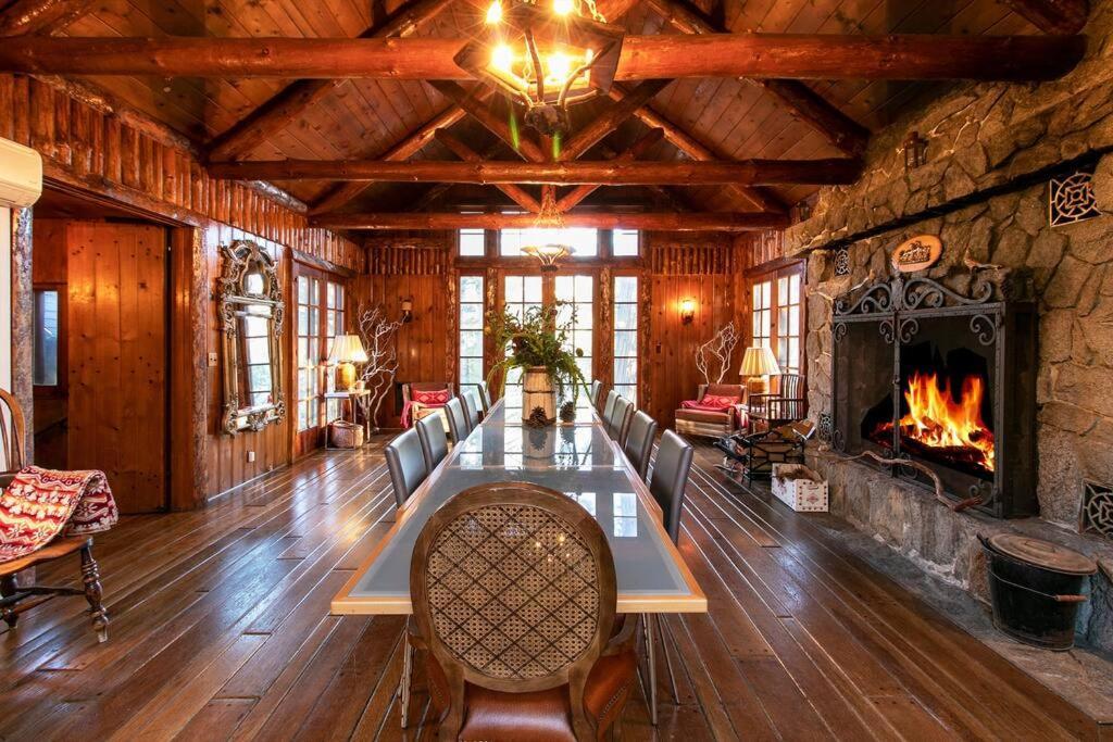 آيديلوايل The Lodge At 11 Chimneys المظهر الخارجي الصورة