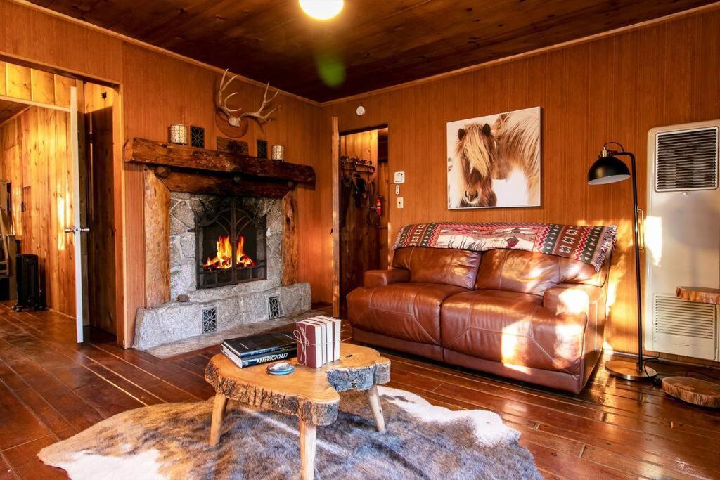 آيديلوايل The Lodge At 11 Chimneys المظهر الخارجي الصورة