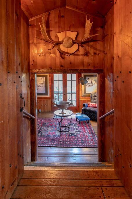 آيديلوايل The Lodge At 11 Chimneys المظهر الخارجي الصورة