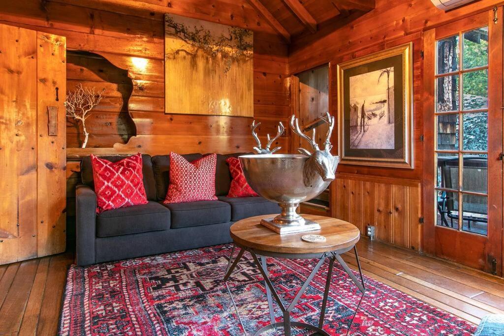 آيديلوايل The Lodge At 11 Chimneys المظهر الخارجي الصورة
